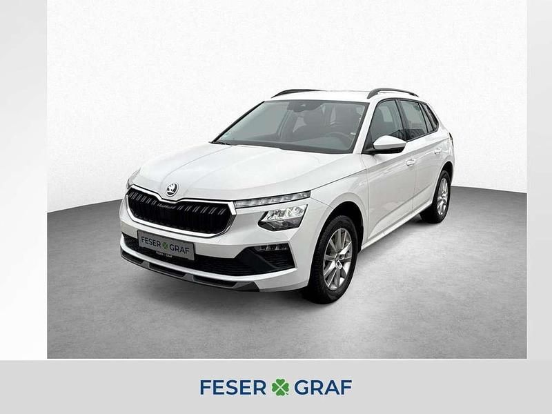 Candy weiss Gebraucht 2024 Skoda Kamiq Selection SUV | 22.990 € (Fairer Preis) - Bild 1/4