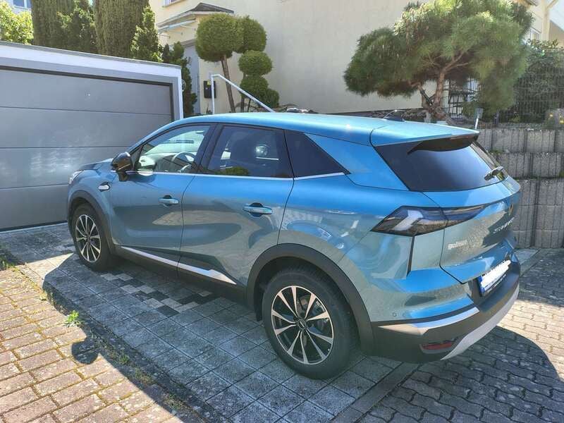Blau Gebraucht 2024 Renault Symbioz Iconic SUV | 30.490 € (Guter Preis) - Bild 1/4