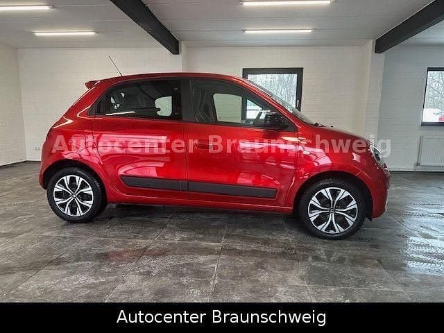 Gebraucht Renault Twingo Zen 65 PS (47 kW) 2021 Rot Kleinwagen