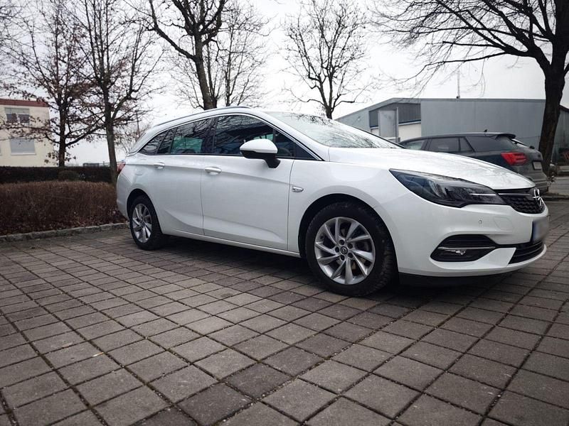 Gebraucht Opel Astra Elegance 105 PS (77 kW) 2020 Weiß Kombi