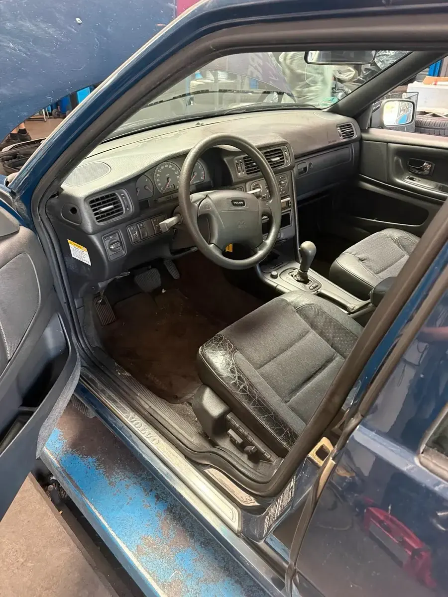 Gebraucht Volvo V70 144 PS (105 kW) 1998 Blau Kombi