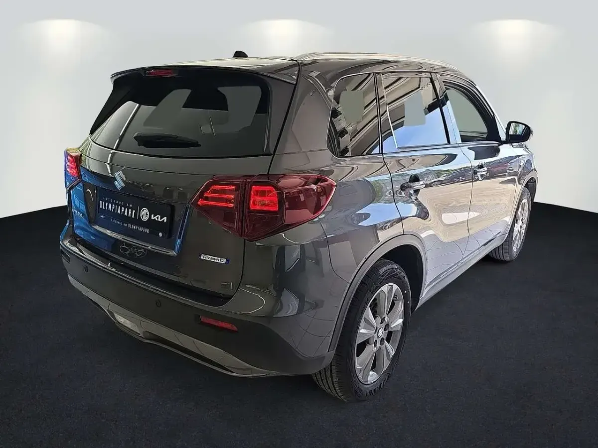 Gebraucht Suzuki Vitara Comfort 110 PS (80 kW) 2025 Grau SUV