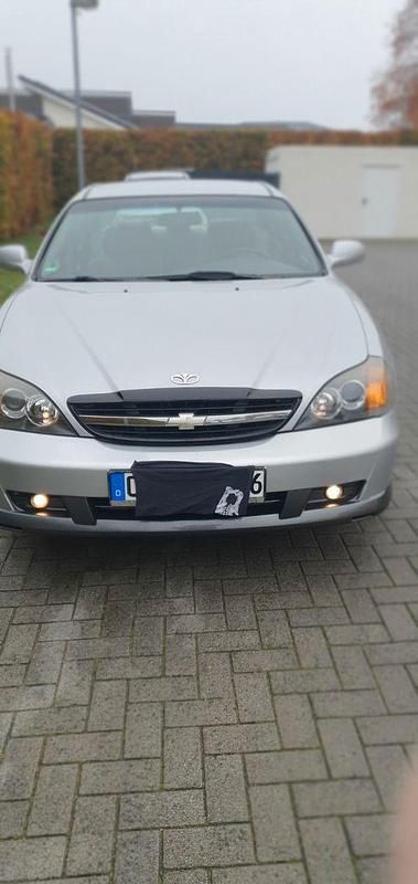 Gebraucht Chevrolet Evanda CDX 131 PS (96 kW) 2003 Silber Limousine