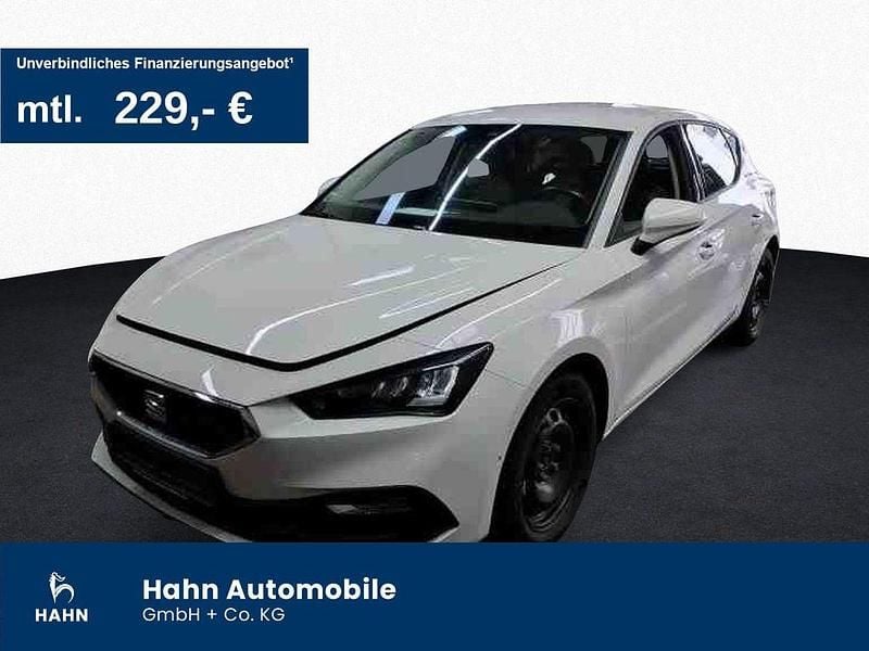 Weiß Gebraucht 2021 Seat Leon Style Limousine | 16.930 € (Guter Preis) - Bild 1/3