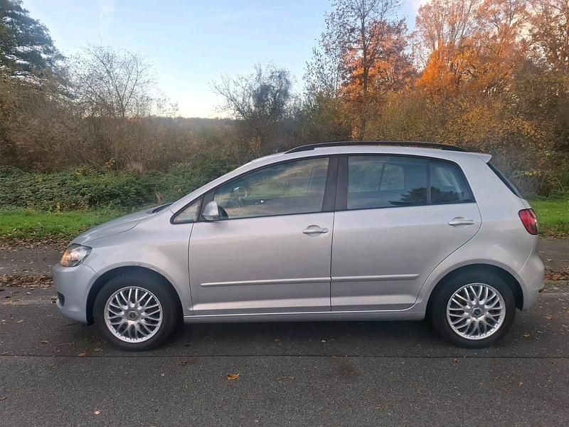 Silber Gebraucht 2009 VW Golf VI Limousine | 3.200 € (Guter Preis) - Bild 1/4