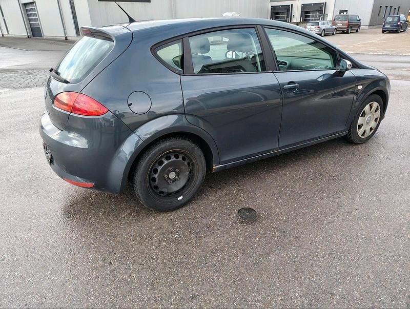 Gebraucht Seat Leon 101 PS (74 kW) 2006 Grau Kleinwagen