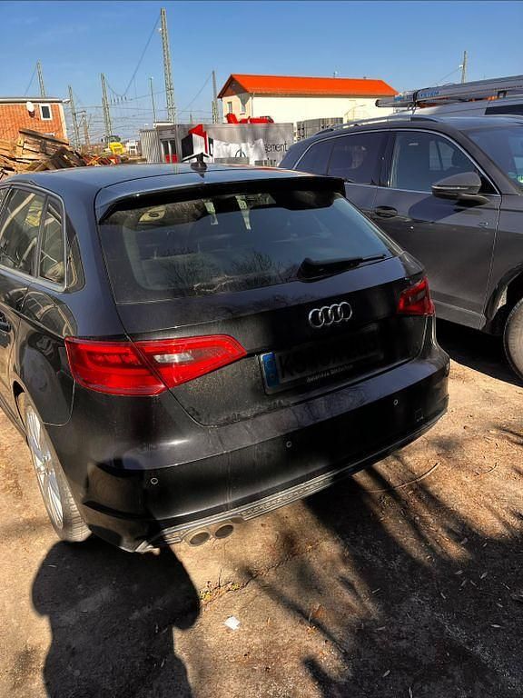 Gebraucht Audi A3 Sport 150 PS (110 kW) 2016 Schwarz Limousine