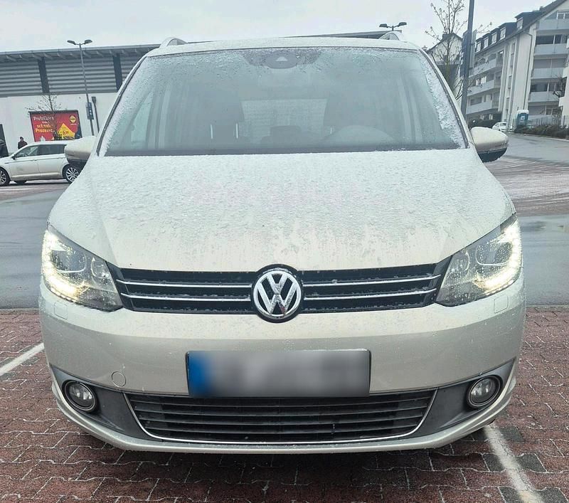 Gebraucht VW Touran Highline 140 PS (102 kW) 2012 Grau Van / Kleinbus