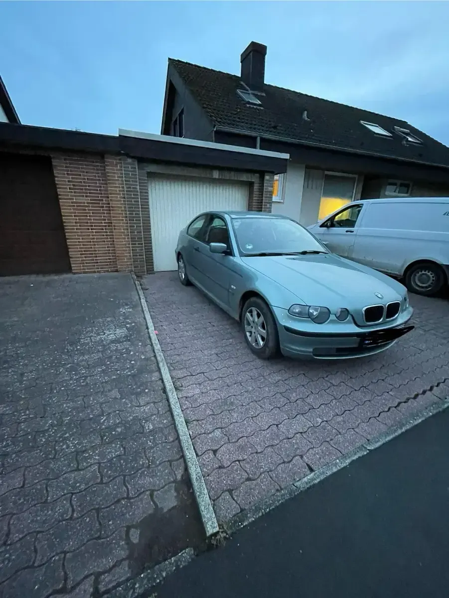 Gebraucht BMW 316 Compact 116 PS (85 kW) 2003 Blau Kleinwagen