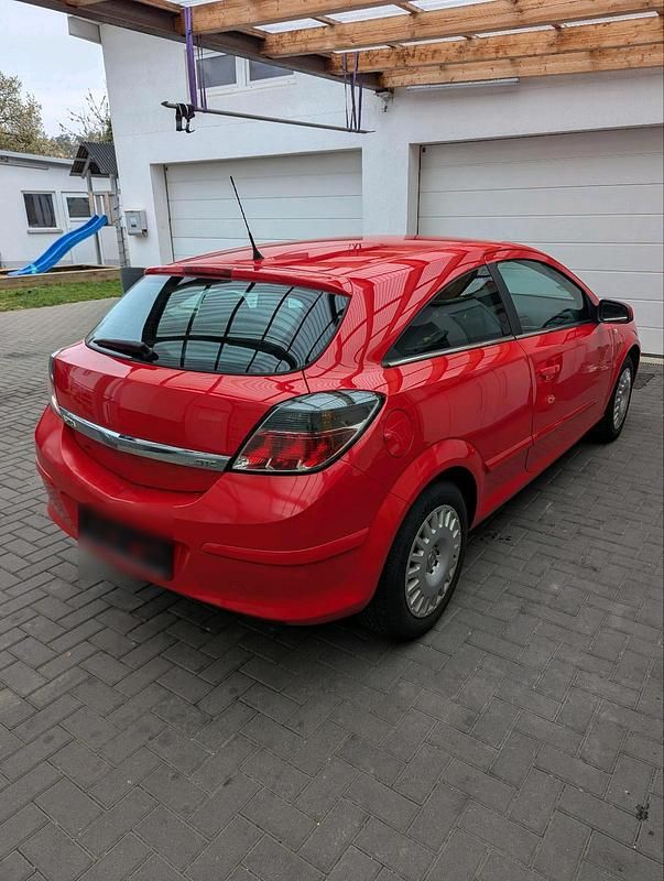Gebraucht Opel Astra GTC 140 PS (102 kW) 2009 Kleinwagen