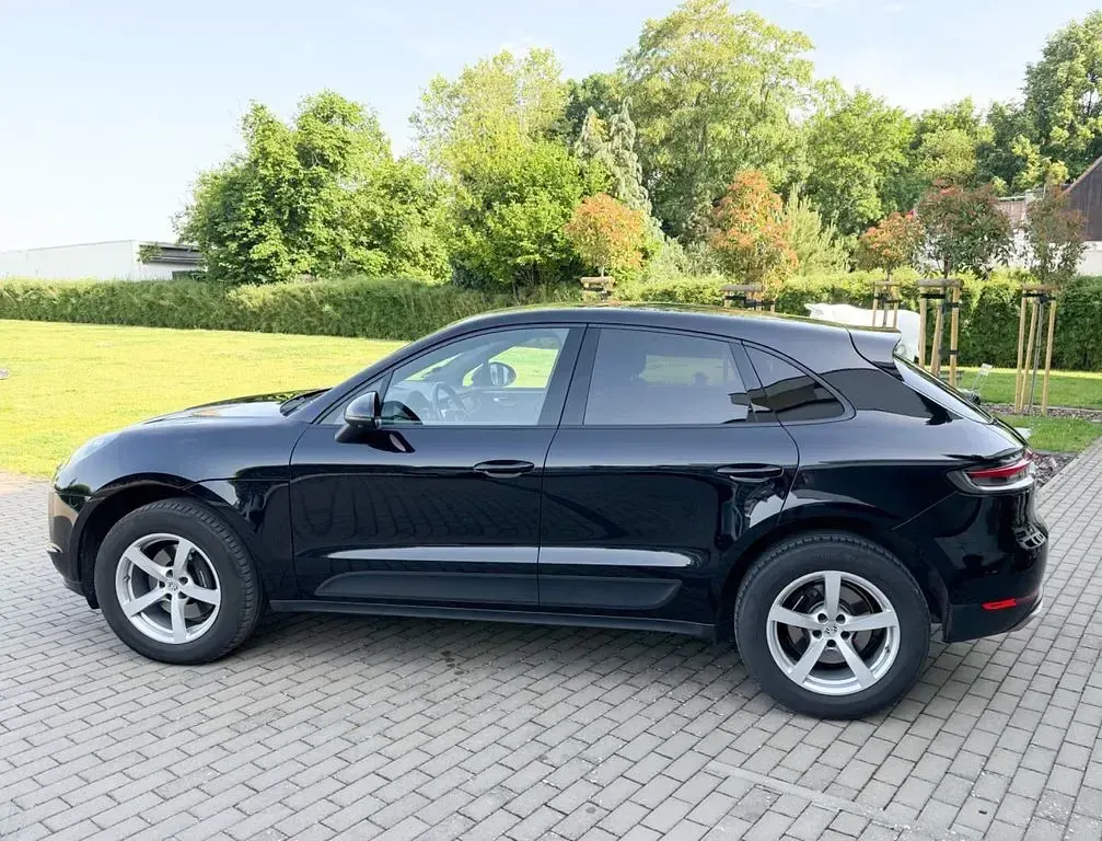 Gebraucht Porsche Macan 245 PS (180 kW) 2021 Schwarz SUV