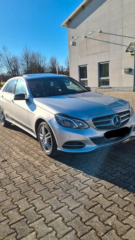 Gebraucht Mercedes E220 Edition 170 PS (125 kW) 2013 Silber Limousine