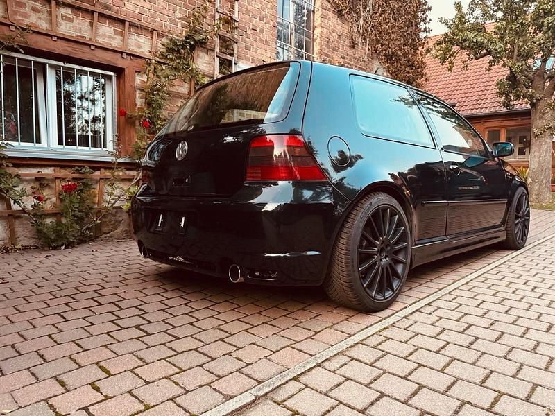 Gebraucht VW Golf Cabriolet R 240 PS (176 kW) 1999 Schwarz Cabrio