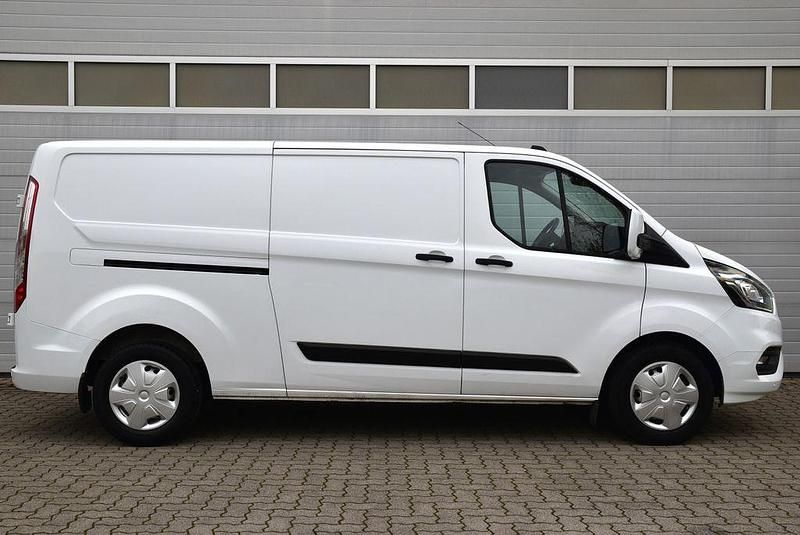 Gebraucht Ford Transit Custom Trend 131 PS (96 kW) 2021 Weiß Van / Kleinbus