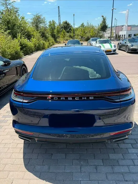 Gebraucht Porsche Panamera 4 E-Hybrid 462 PS (339 kW) 2021 Blau Kleinwagen
