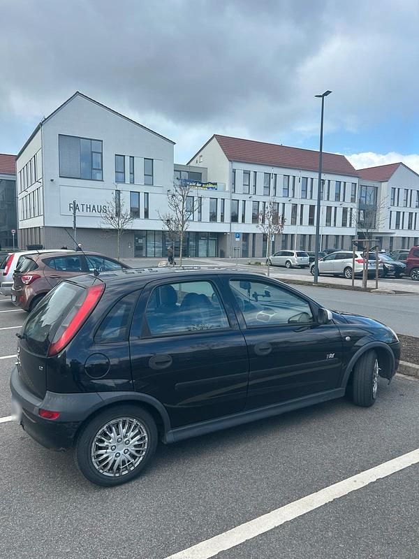 Gebraucht Opel Corsa Njoy 75 PS (55 kW) 2002 Schwarz Kleinwagen