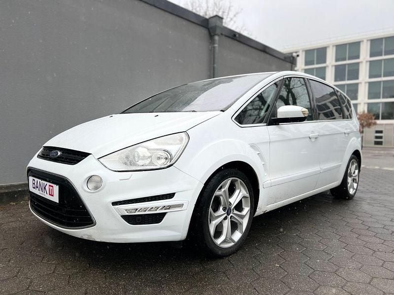 Gebraucht Ford S-MAX Titanium 163 PS (119 kW) 2010 Weiß Van / Kleinbus