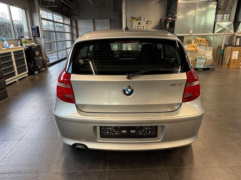 Gebraucht BMW 116 122 PS (89 kW) 2008 Silber Kleinwagen