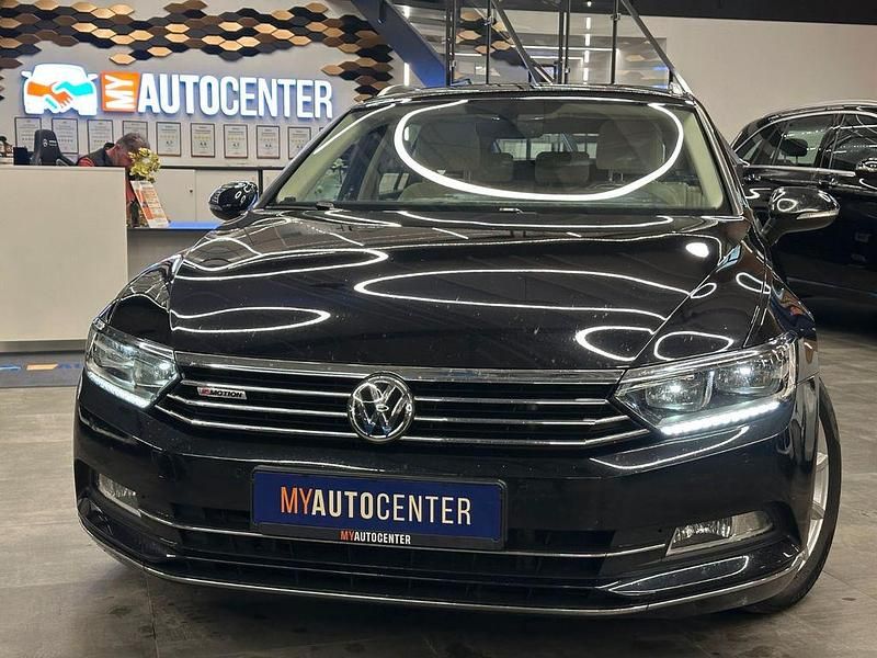 Gebraucht VW Passat Highline 239 PS (175 kW) 2015 Schwarz Kombi