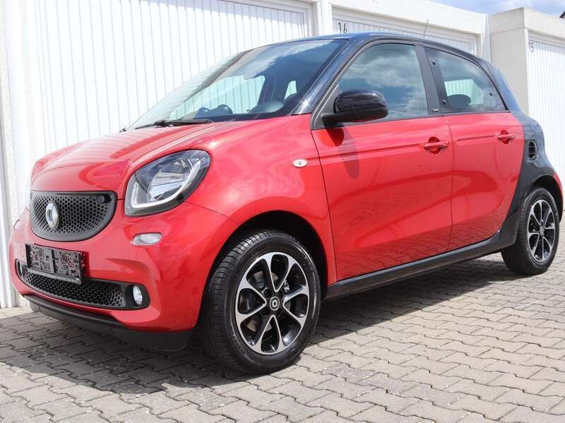 Rot Gebraucht 2016 Smart ForFour Passion Kleinwagen | 9.290 € (Fairer Preis) - Bild 1/4