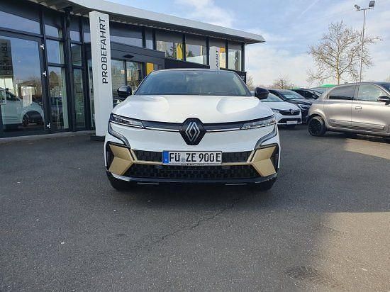Gebraucht Renault Megane E-Tech Iconic 161 kW (220 PS) 2023 Weiß Limousine