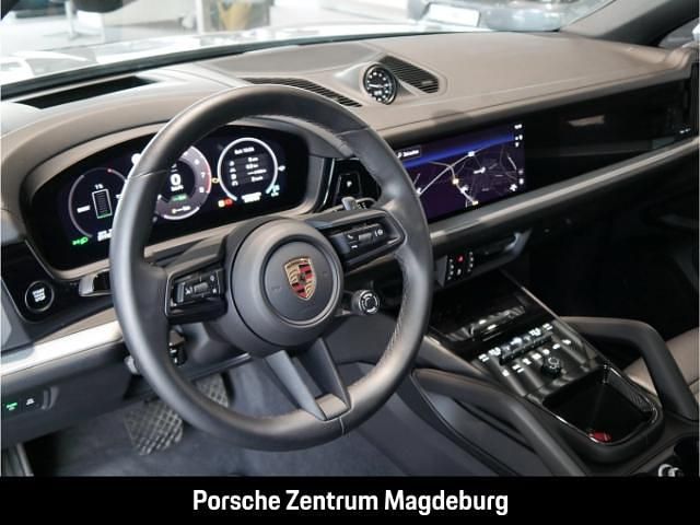 Gebraucht Porsche Cayenne E-Hybrid Coupe 470 PS (345 kW) 2024 Silber SUV