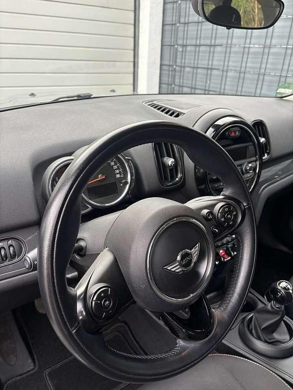 Gebraucht Mini One Countryman 102 PS (75 kW) 2018 Grau SUV