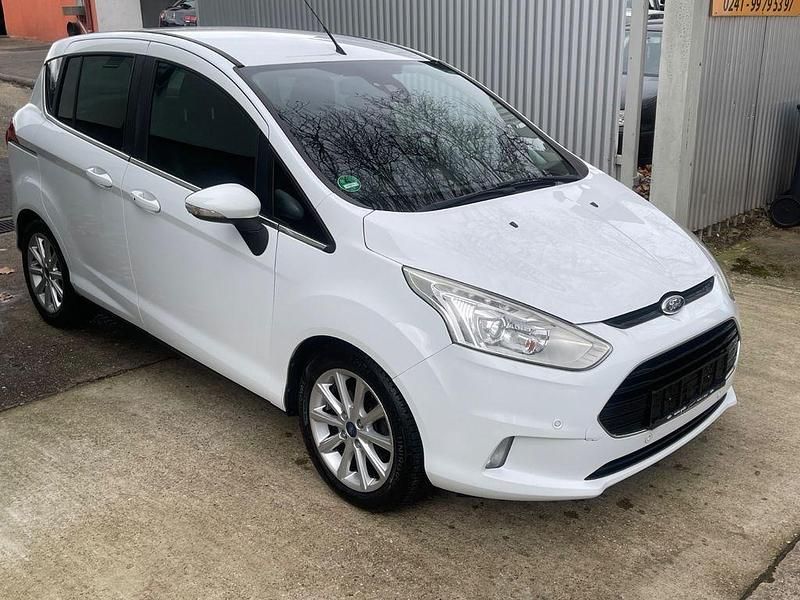 Gebraucht Ford B-MAX Titanium 125 PS (91 kW) 2016 Weiß Van / Kleinbus
