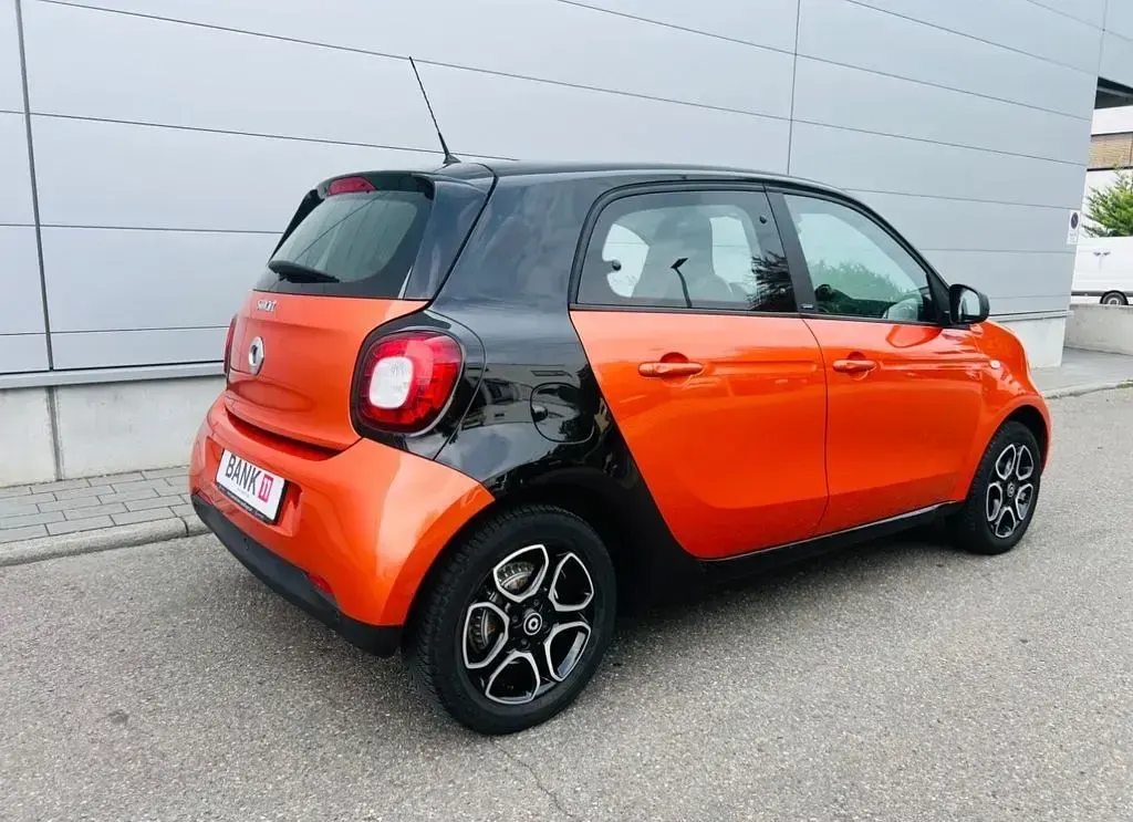 Gebraucht Smart ForFour Passion 71 PS (52 kW) 2018 Orange Kleinwagen