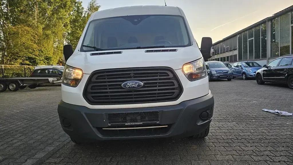 Begagnad Ford Transit 105 HK (77 kW) 2016 Vit Minibuss