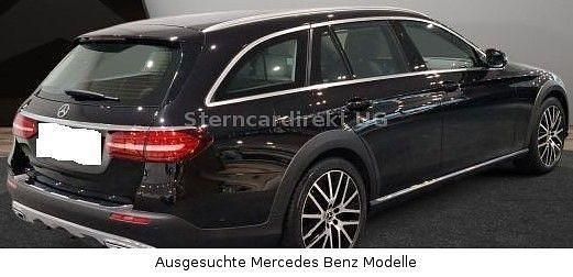 Gebraucht Mercedes E450 Avantgarde 367 PS (269 kW) 2021 Schwarz Limousine