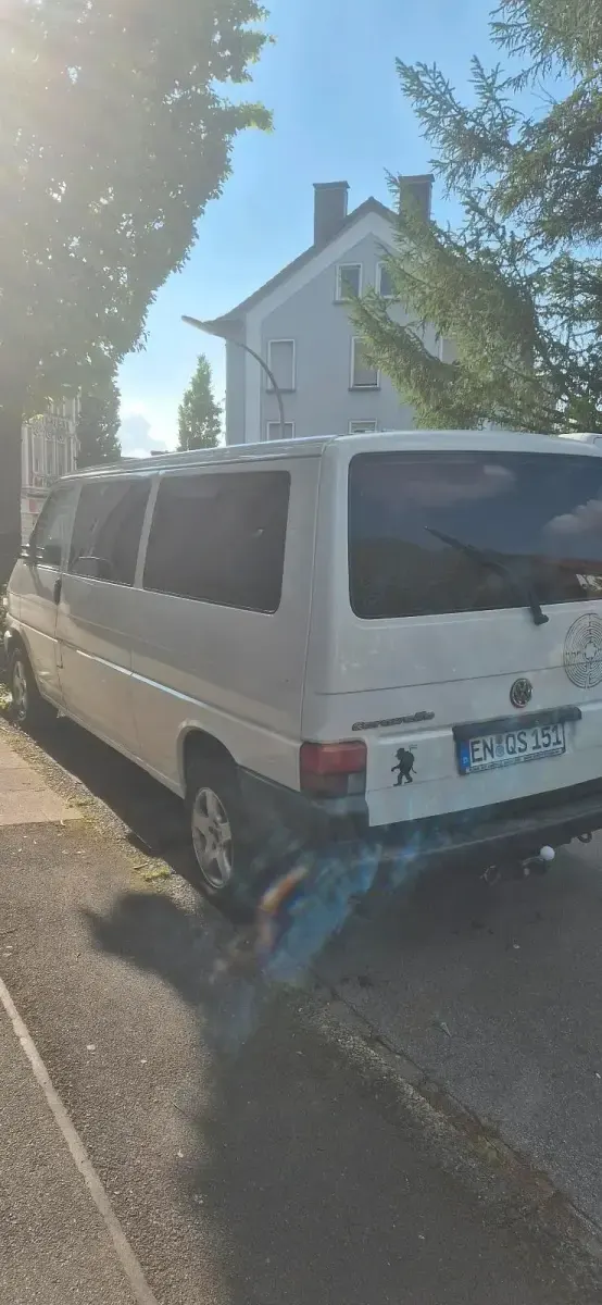 Second-hand VW Caravelle 102 CP (75 kW) 2003 Alb Berlinǎ