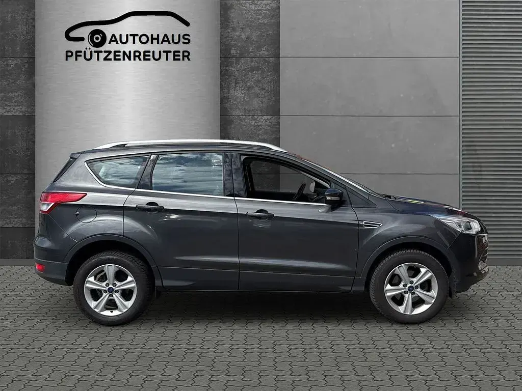 Gebraucht Ford Kuga SYNC Edition 150 PS (110 kW) 2015 Grau SUV