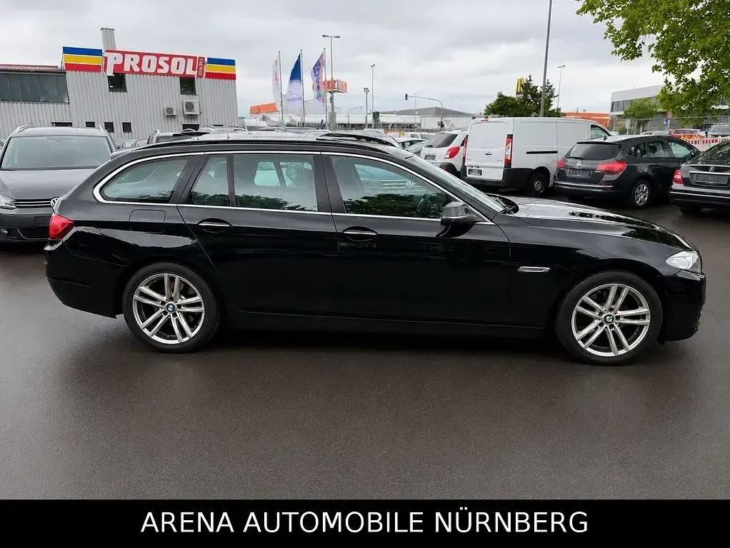 Gebraucht BMW 520 Comfort Edition 184 PS (135 kW) 2014 Schwarz Kombi