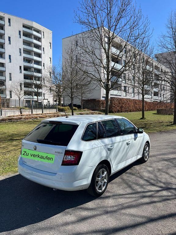 Gebraucht Skoda Fabia Ambition 110 PS (80 kW) 2017 Weiß Kombi