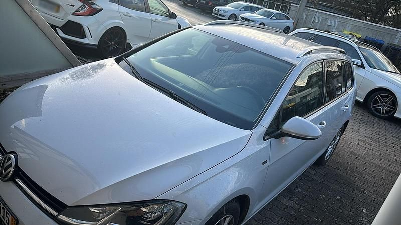 Gebraucht VW Golf VII Join 150 PS (110 kW) 2018 Weiß Kombi