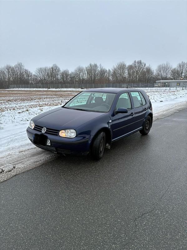 Gebraucht VW Golf 75 PS (55 kW) 2000 Blau Limousine
