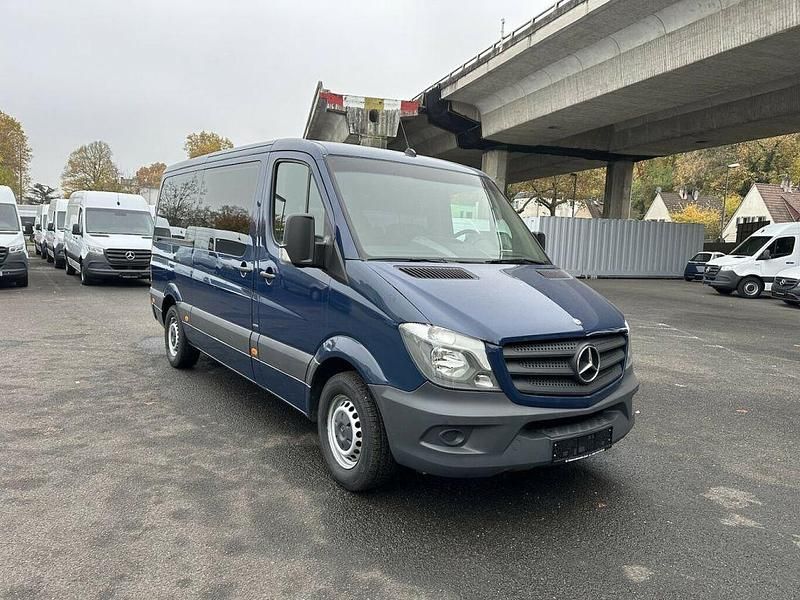 Gebraucht Mercedes Sprinter 163 PS (119 kW) 2014 Stahlblau Van