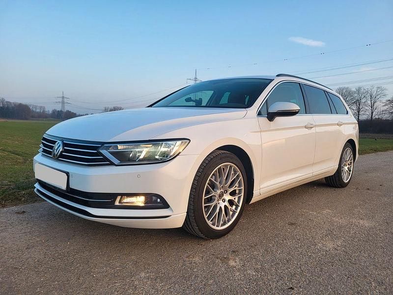 Gebraucht VW Passat Comfortline 150 PS (110 kW) 2017 Weiß Kombi