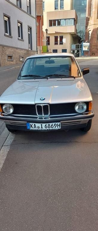 Silber Gebraucht 1983 BMW 315 Kleinwagen | 9.850 € - Bild 1/4
