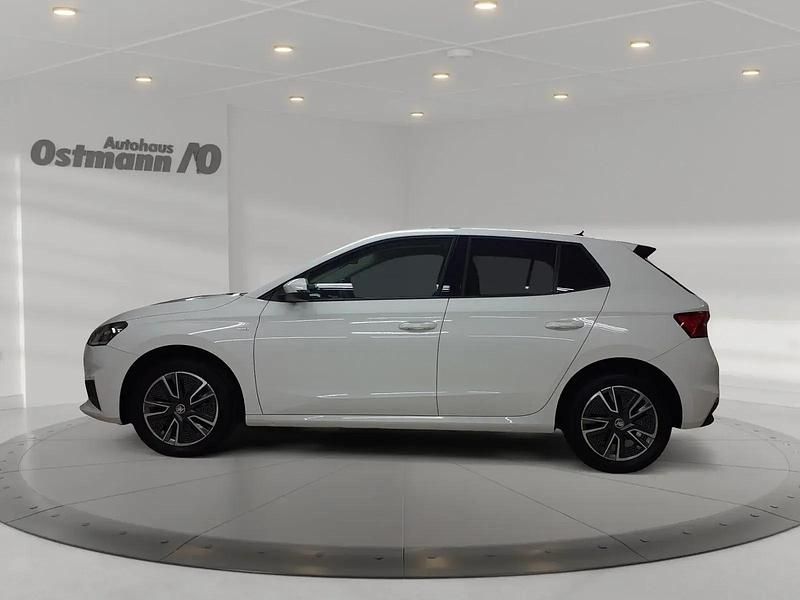 Gebraucht Skoda Fabia Tour 95 PS (69 kW) 2022 Weiß Kleinwagen