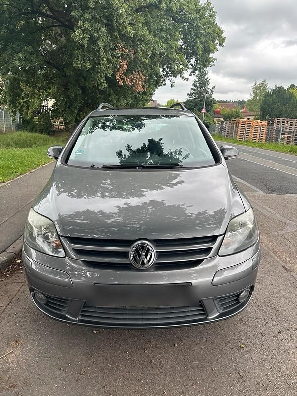 Grau Gebraucht 2009 VW Golf Plus Cross United Van / Kleinbus | 2.500 € (Guter Preis) - Bild 1/4