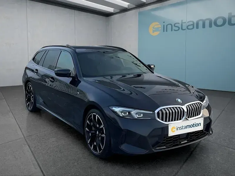 Gebraucht BMW 330 286 PS (210 kW) 2024 Schwarz Kombi
