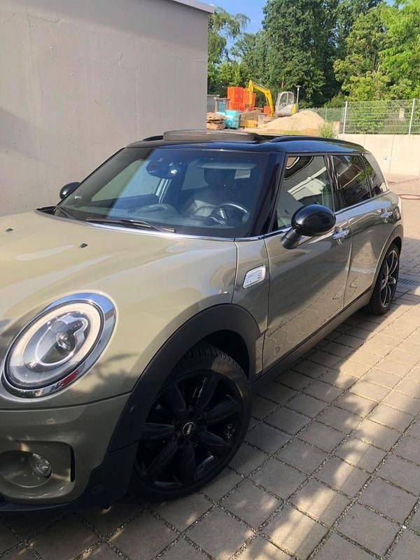 Grün Gebraucht 2018 Mini Cooper SD Kleinwagen | 17.500 € (Fairer Preis) - Bild 1/4
