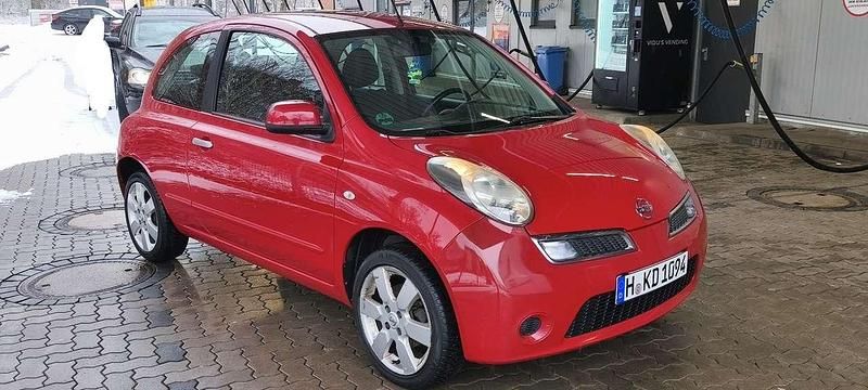 Gebraucht Nissan Micra I-Way 80 PS (58 kW) 2010 Rot Kleinwagen