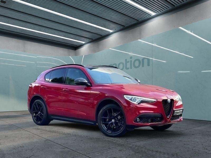 Rot Gebraucht 2019 Alfa Romeo Stelvio Tech Edition SUV | 30.390 € (Teuer) - Bild 1/4