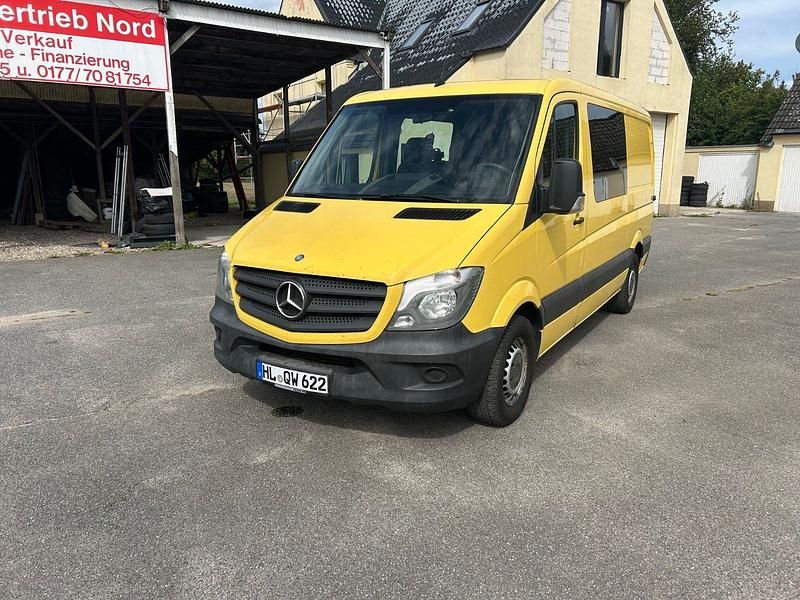 Gebraucht Mercedes Sprinter 129 PS (94 kW) 2014 Gelb Van