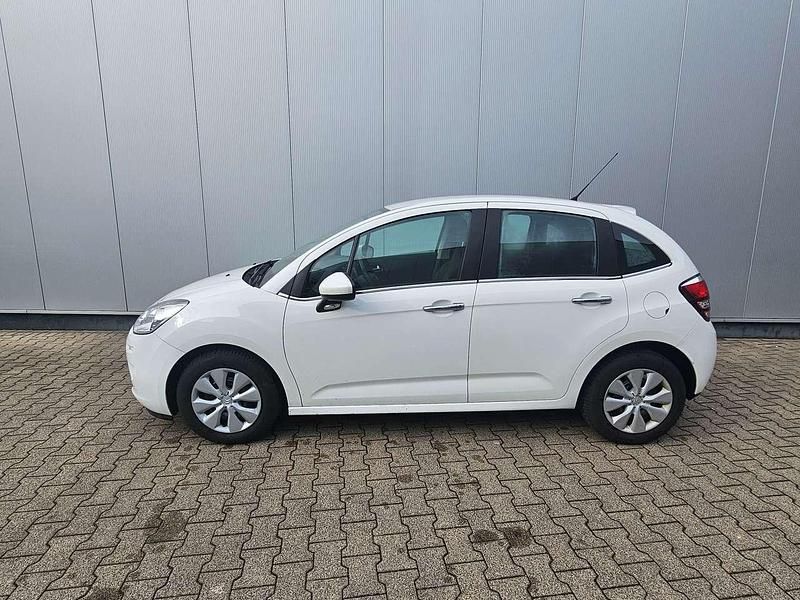 Gebraucht Citroën C3 Live 68 PS (50 kW) 2017 Weiß Limousine