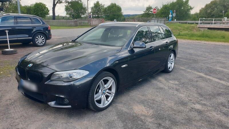 Schwarz Gebraucht 2010 BMW 528 M Sport Kombi | 13.900 € (Fairer Preis) - Bild 1/4