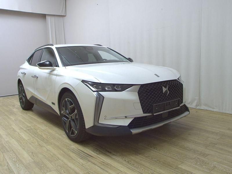 Gebraucht DS Automobiles DS4 131 PS (96 kW) 2023 Lack weiss perlglänzend/typ aussenverkle (metallic) SUV